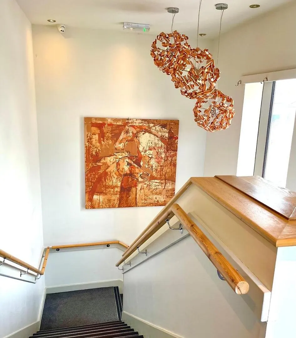 Lazaat Hotel Skidby
