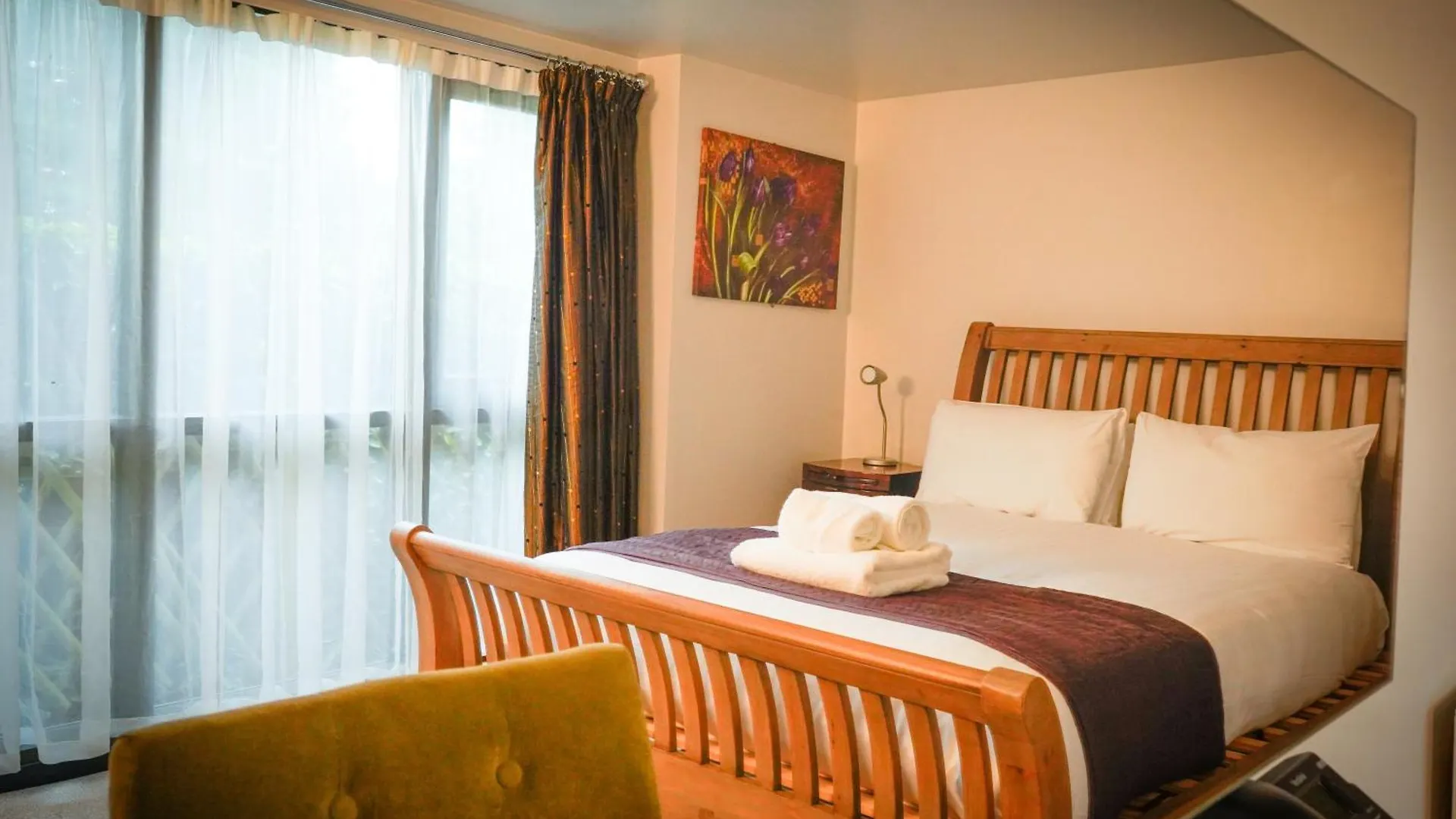 Lazaat Hotel Skidby 3*,