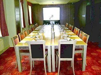 Lazaat Hotel Skidby