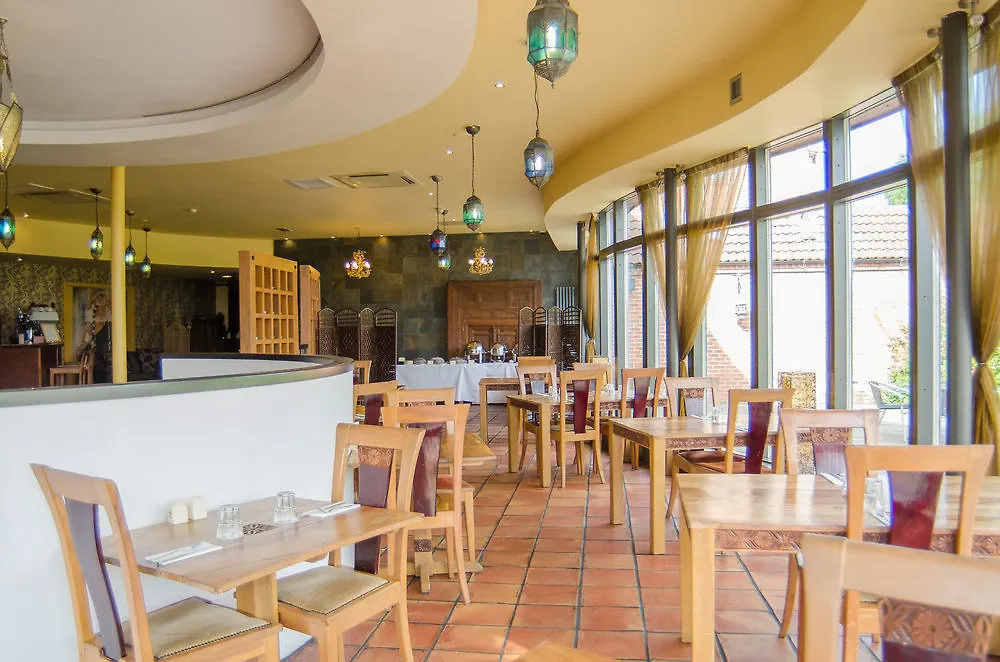 Lazaat Hotel Skidby
